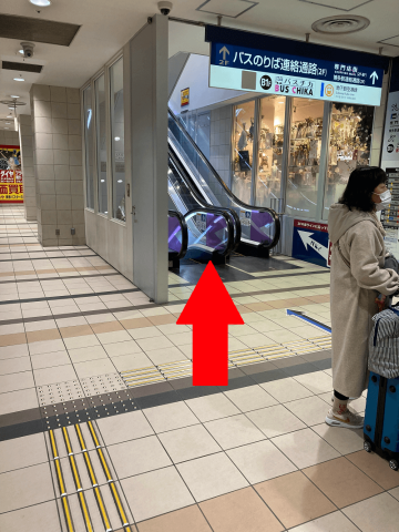 博多駅　牧のうどん　行き方　JR　地下鉄　アクセス