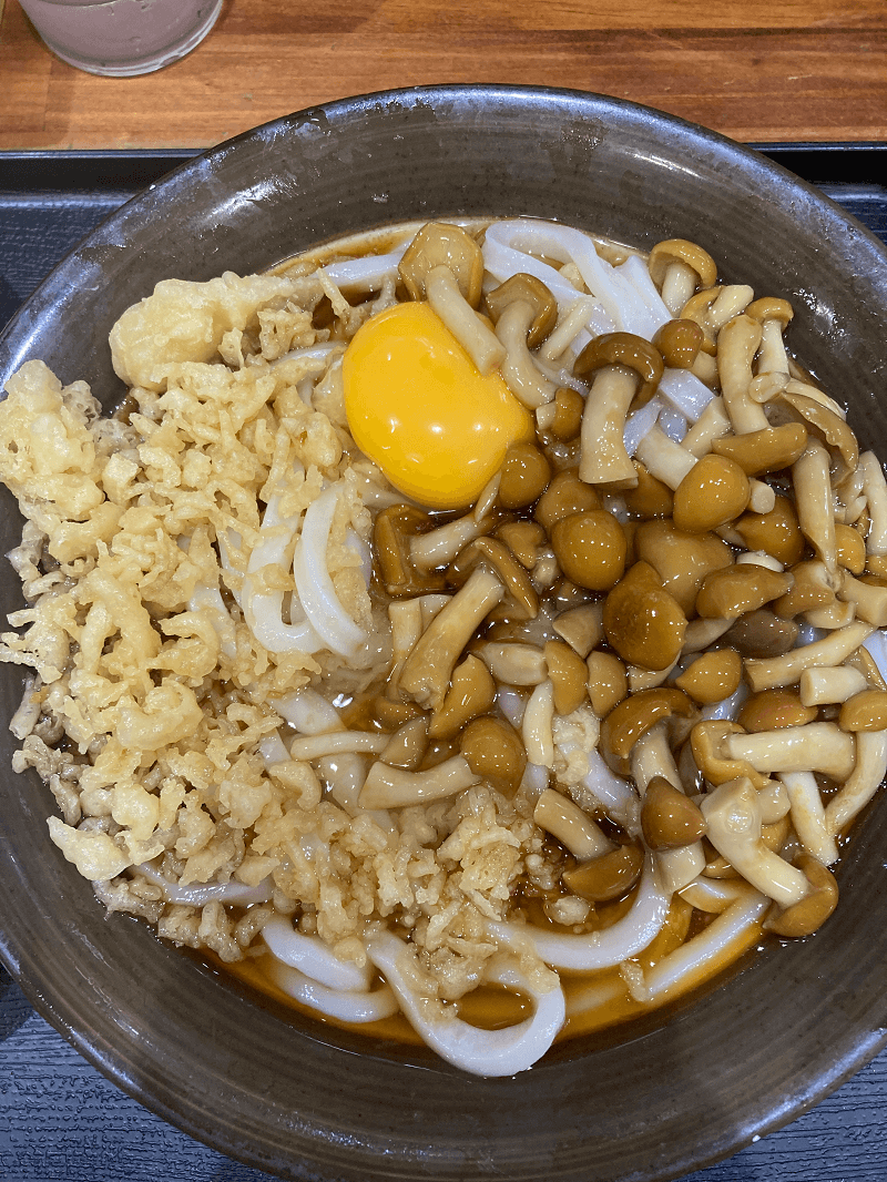 牧のうどんのなめこぶっかけうどん