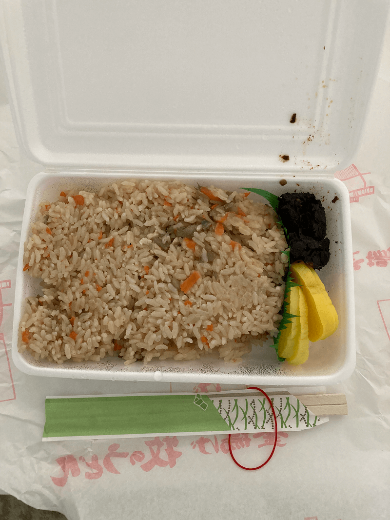 牧のうどんのかしわ弁当